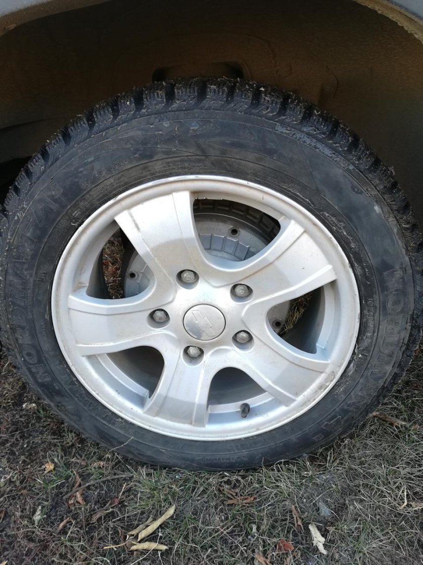 205 55 R16 Шевроле Нива
