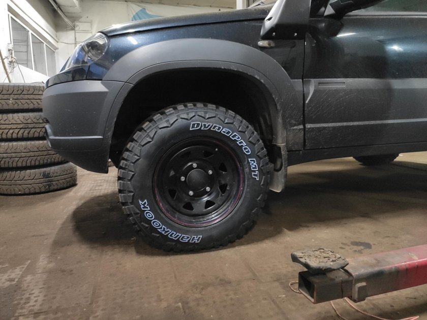 Hankook Dynapro MT rt03 215/75 r15 на ниву