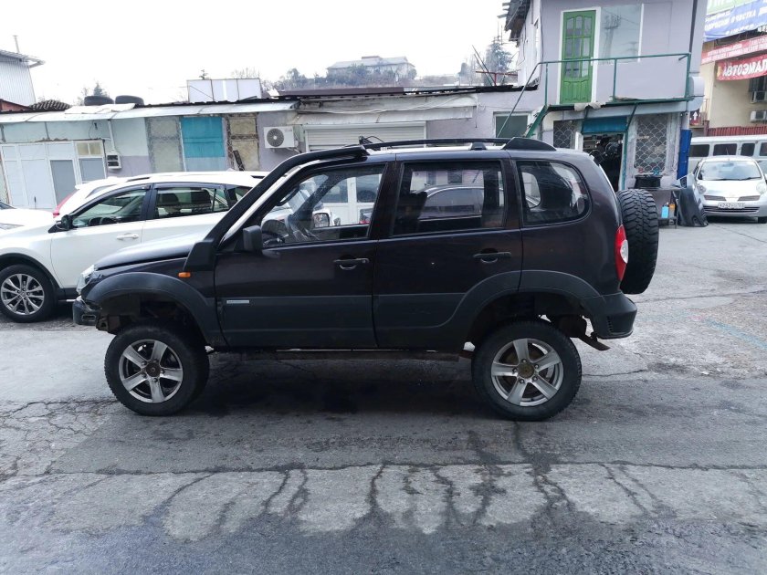 Нива Шевроле 225 65 r16