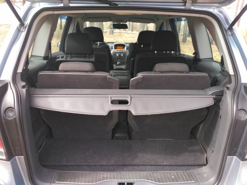 Опель Зафира 2006 салон