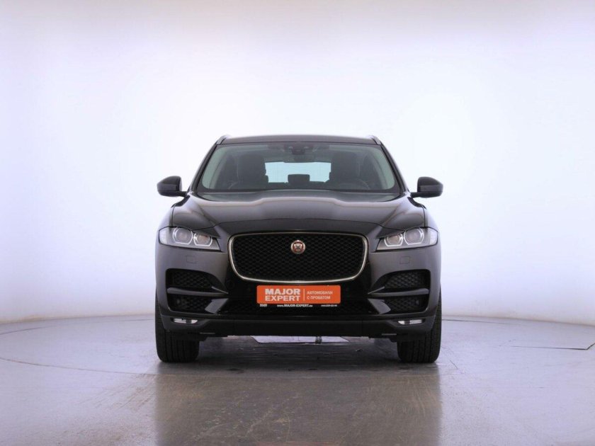 Автомобиль jaguar