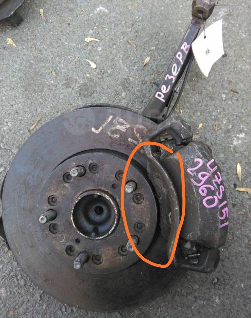 Тойота Маджеста uzs155 задняя пневмостойка