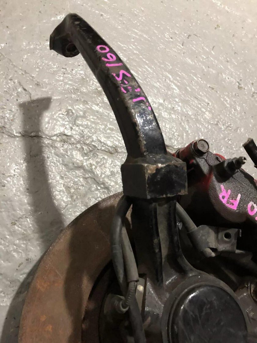 Altezza поворотный кулак укороченный