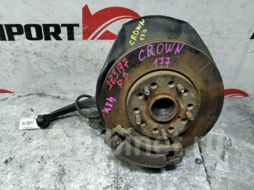 Краун Маджеста передняя, приводная
