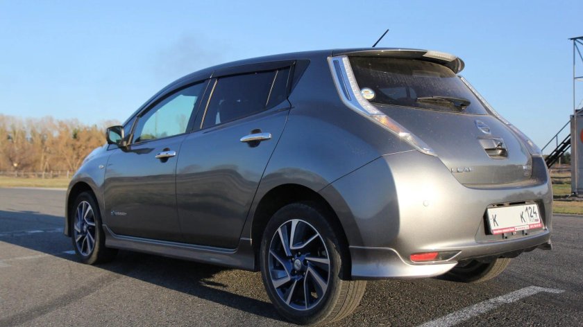 Nissan Leaf Aero Style