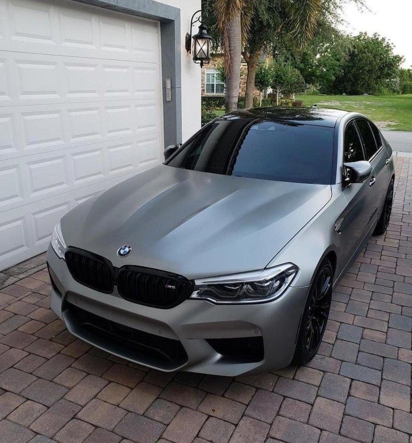 БМВ м5 серая матовая