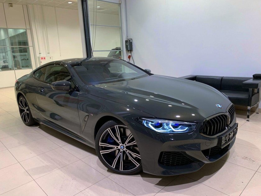 БМВ 850i серый