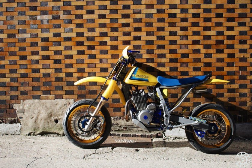 Suzuki dr 650 supermoto