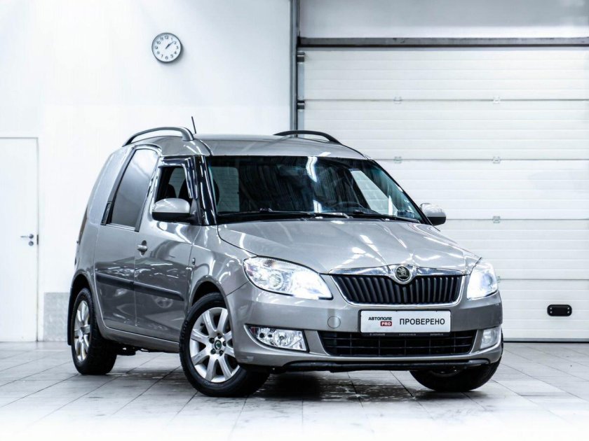 Skoda Roomster 2011 черная