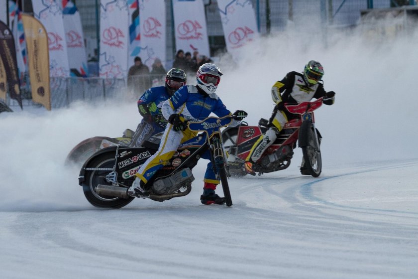 Ледовый спидвей