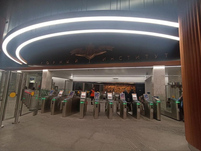 Турникеты в метро санкт-петербурга