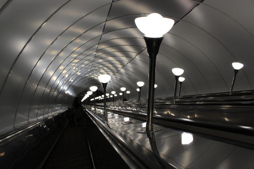 Каретная станция метро