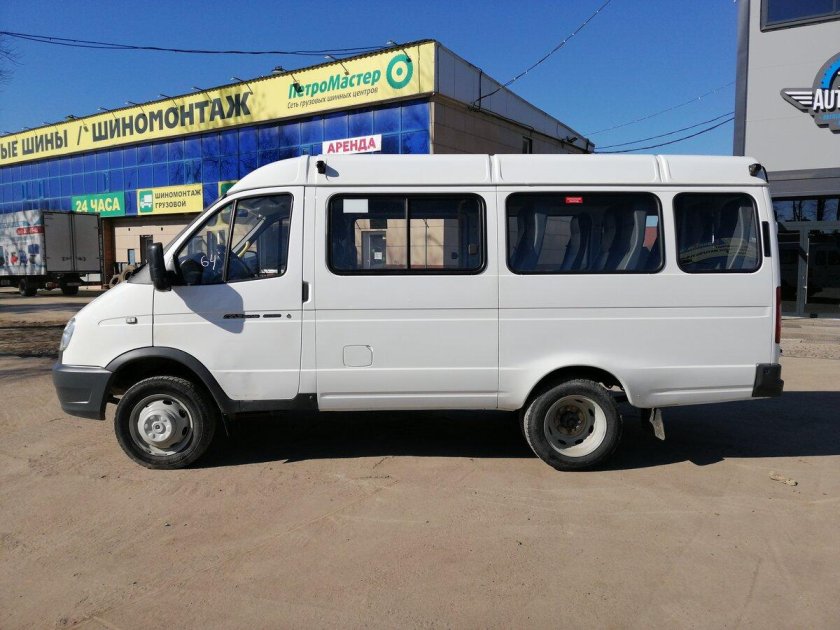 Автобус ГАЗ-32212