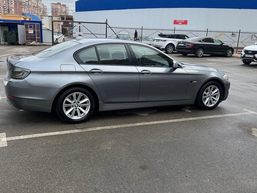 Бмв 5 серии 2010