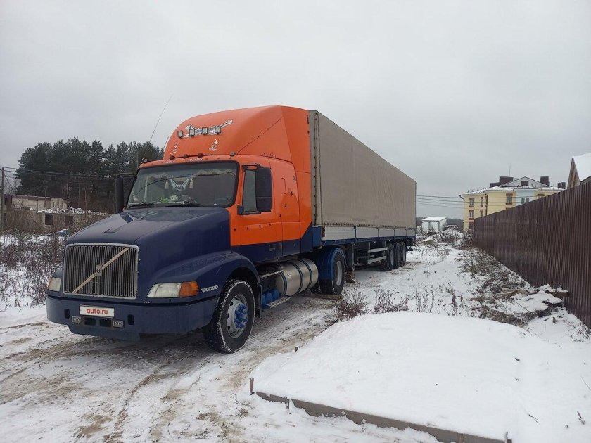 Тягач volvo