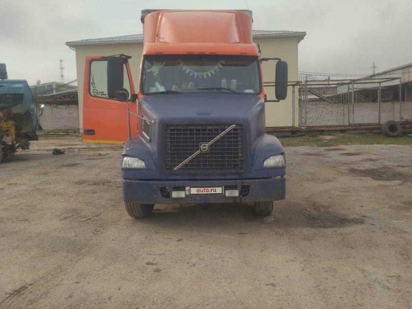 Volvo vnl 670 2009