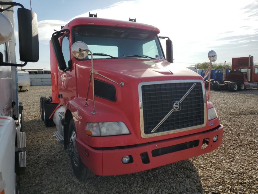 2001 Вольво VNL