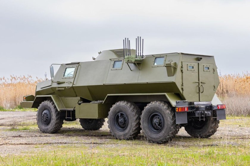 Бронеавтомобиль урал