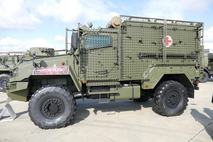 Защищенный санитарный автомобиль зса-т