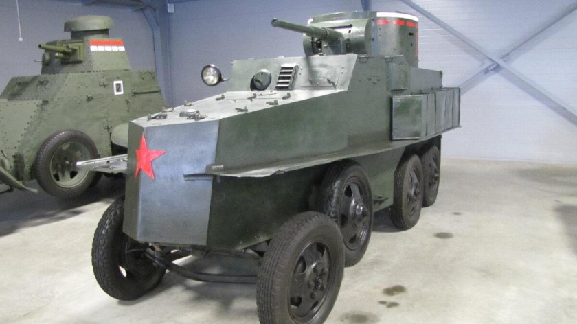 Пб-4 бронеавтомобиль