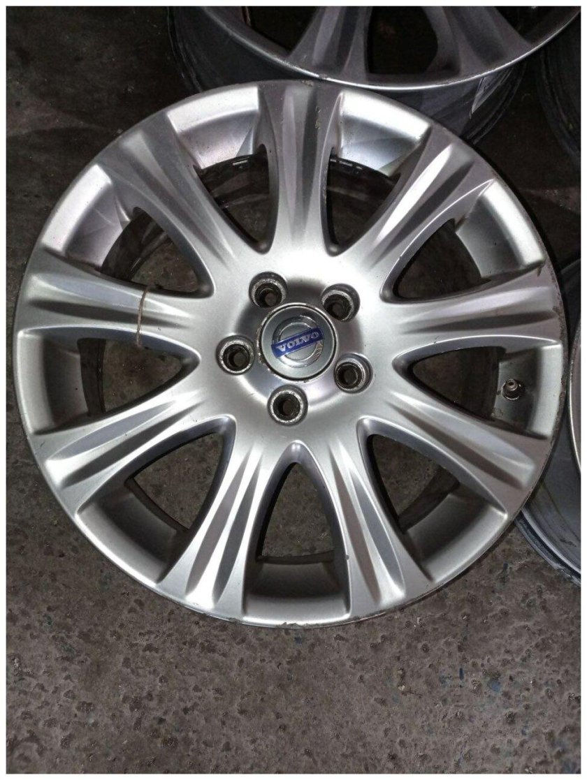 Диски r17 Volvo v50 оригинал