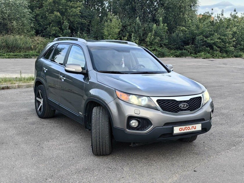 Киа соренто 2012 года
