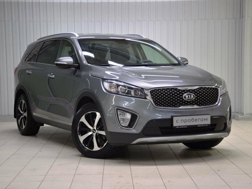 Киа Соренто серый