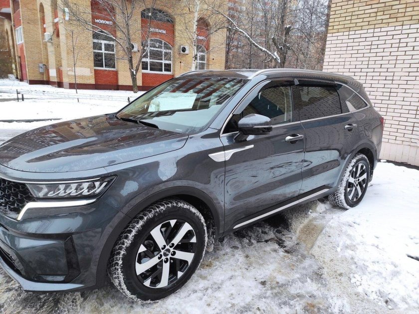 Киа Соренто платинум графит