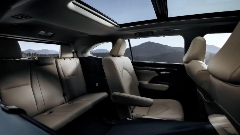 Toyota highlander 2021 салон