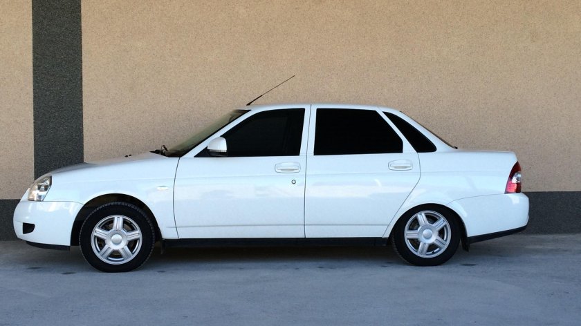 Приора цвет белое облако 240