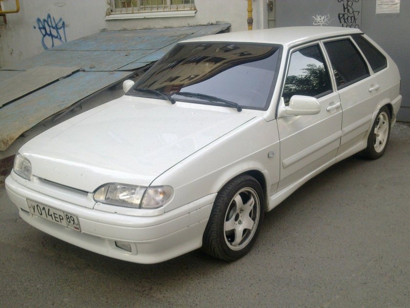 ВАЗ 2114 белое облако 240