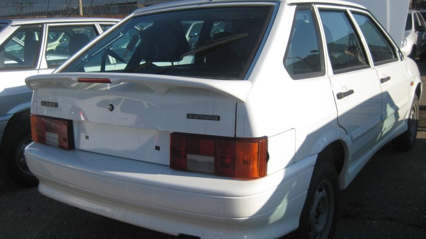 ВАЗ 2114 белое облако 240