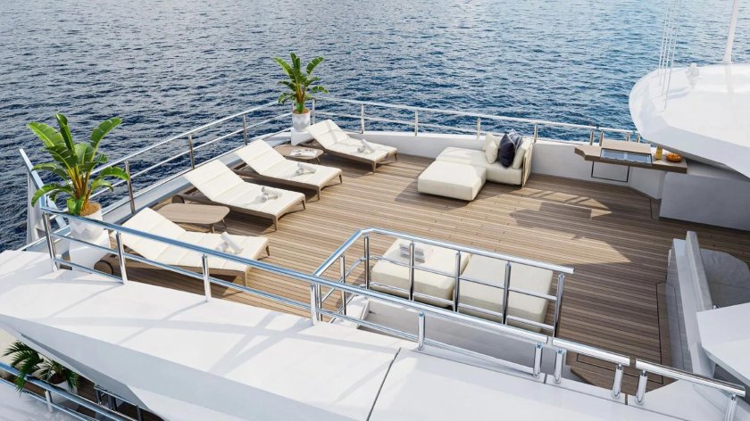 Charter yacht