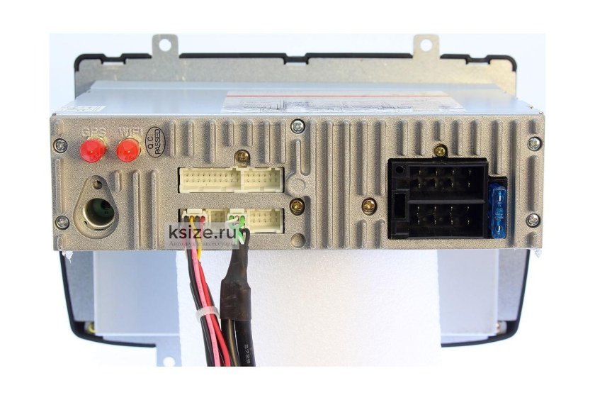Штатная магнитола Лада Веста разъемы