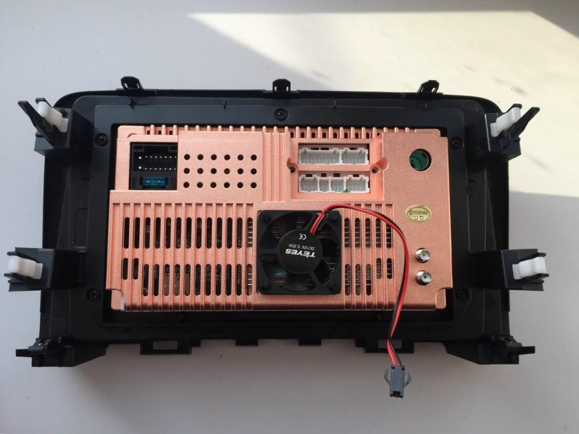 Магнитола Teyes cc3