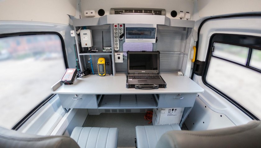 Передвижная лаборатория на базе Форд Транзит