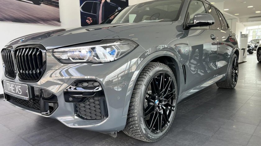 Бмв х 5 серая