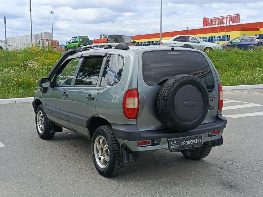 Нива шевроле 2012г
