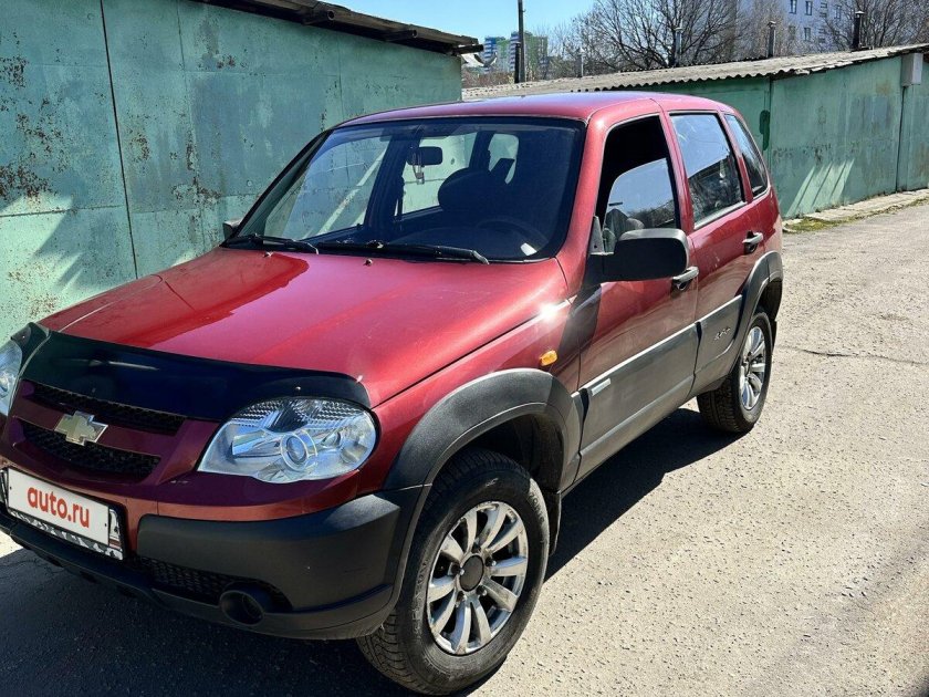 Шевроле нива красная 2007
