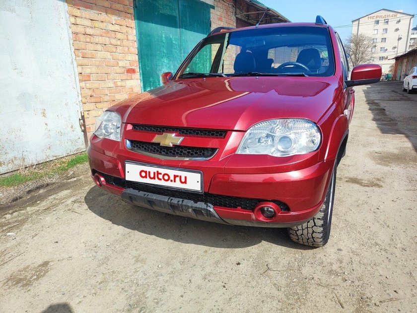 Шевроле нива 2012