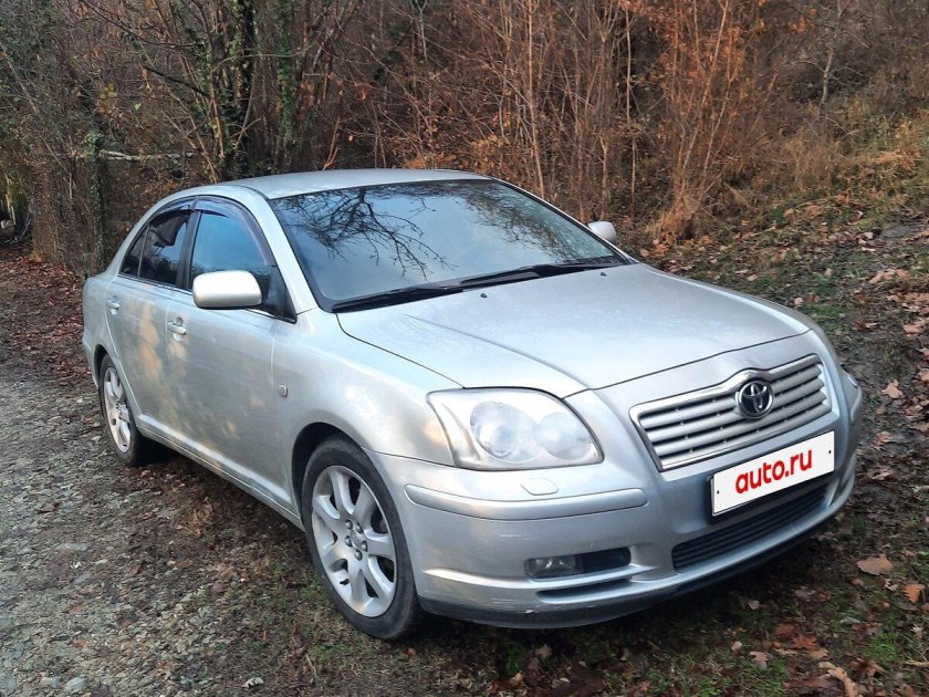 Toyota avensis 2004