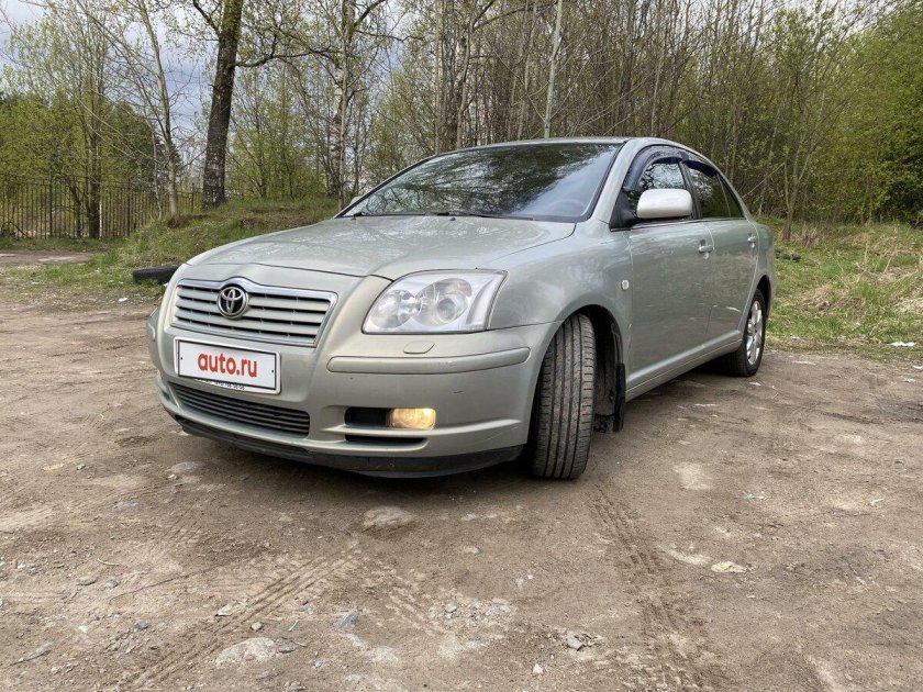 Toyota Avensis 2004