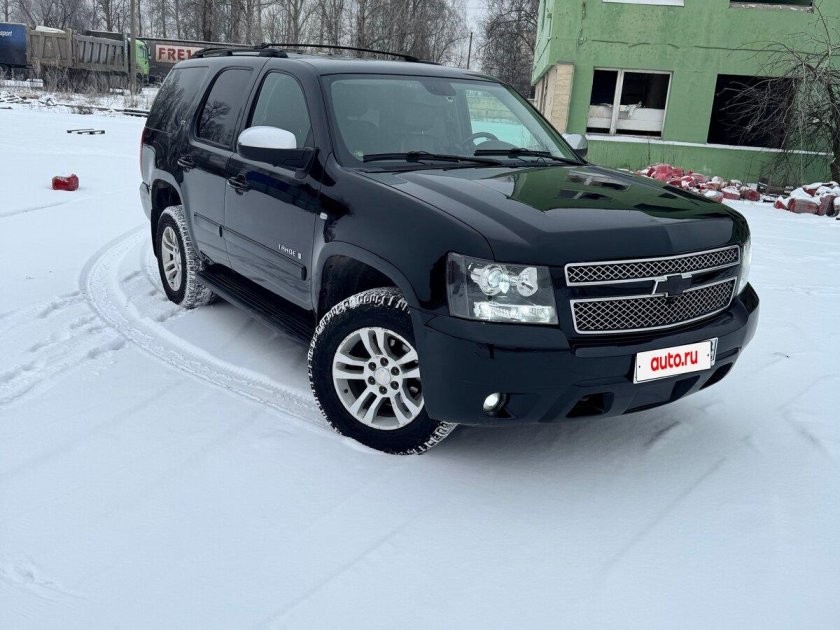 Chevrolet tahoe black 2012