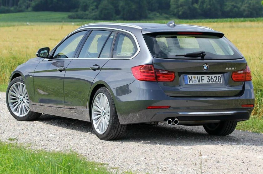 БМВ 3 универсал 2021