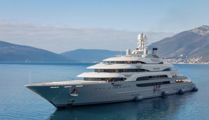 Яхта Рашникова Ocean