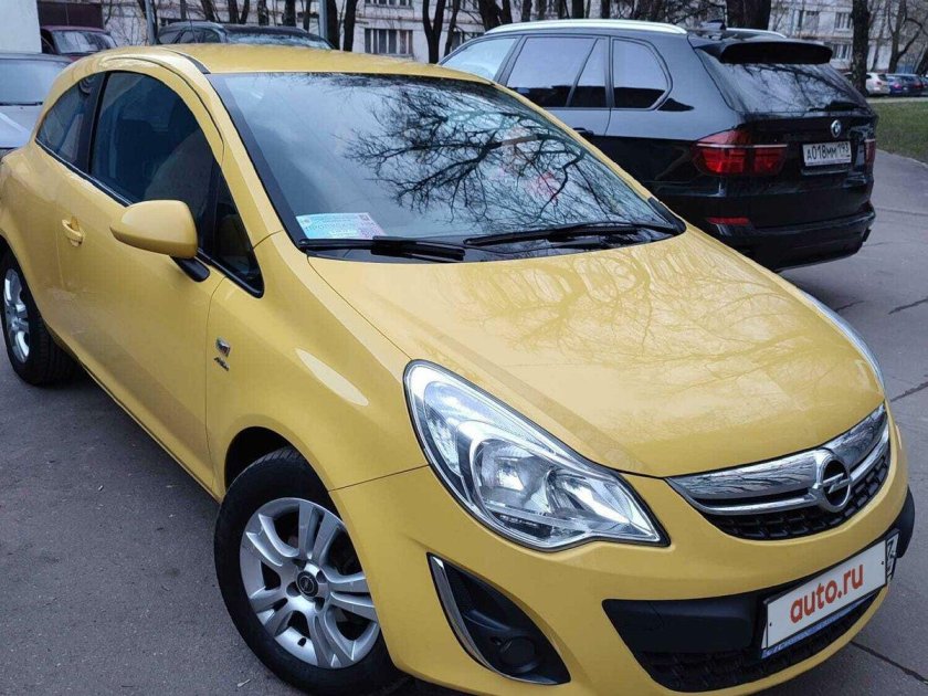 Опель корса 2013