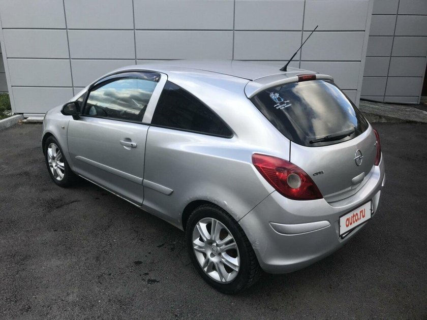 Опель Корса 2007