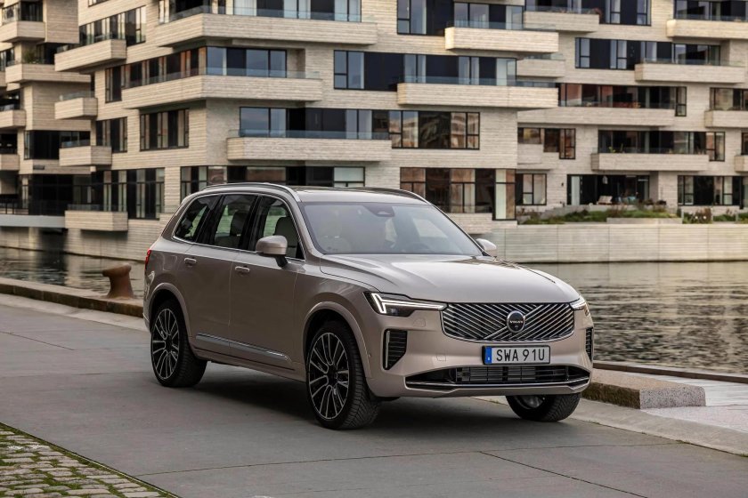 Вольво хс 90 2025