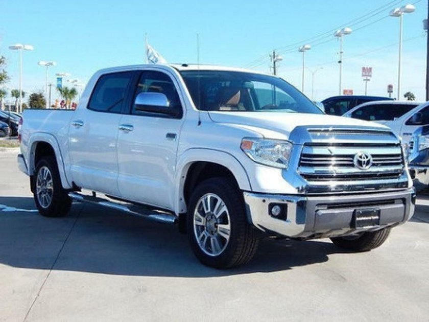 Тойота тундра 2016