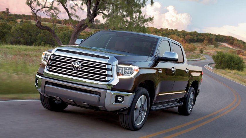 Тойота тундра 2020